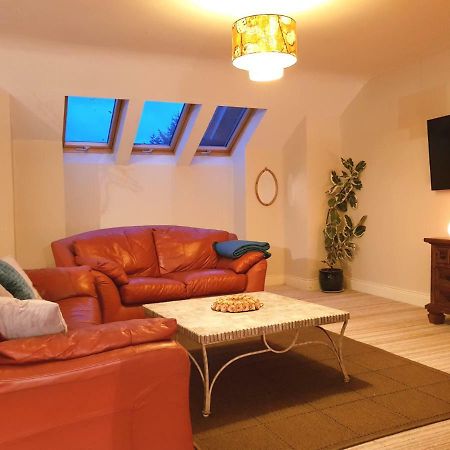 Ethan House Holiday Suites Killarney Bagian luar foto