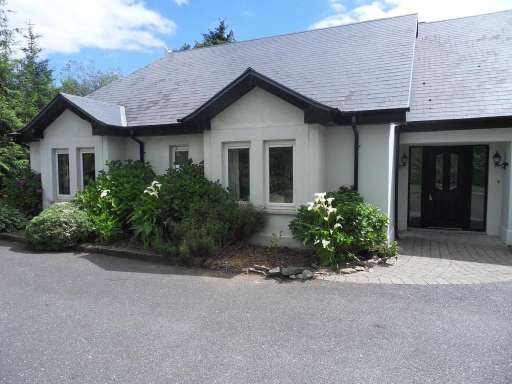 Ethan House Holiday Suites Killarney Bagian luar foto