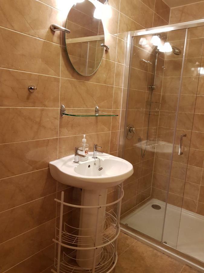 Ethan House Holiday Suites Killarney Bagian luar foto