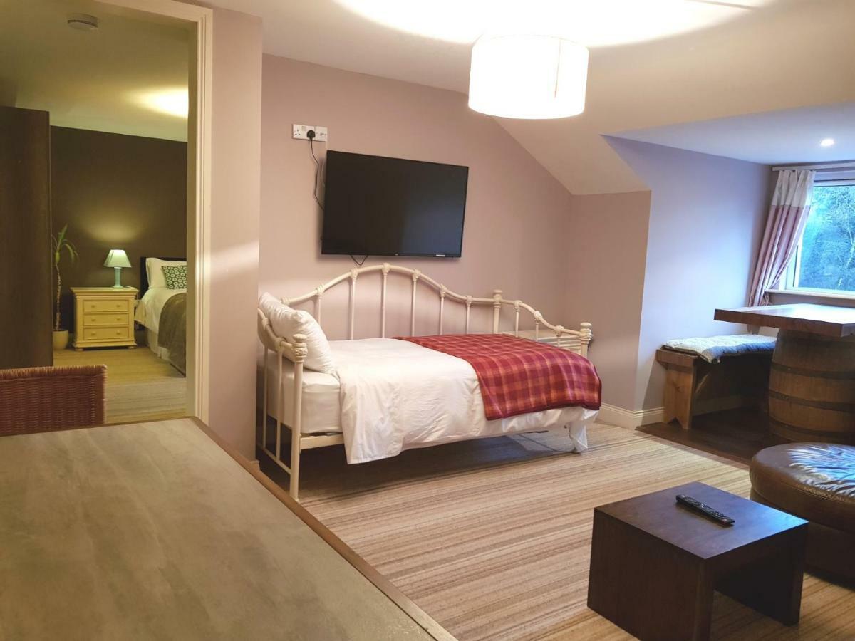 Ethan House Holiday Suites Killarney Bagian luar foto