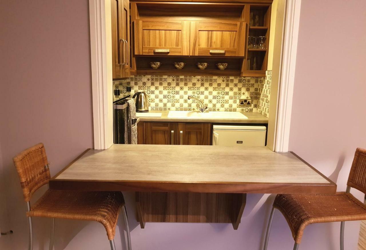 Ethan House Holiday Suites Killarney Bagian luar foto