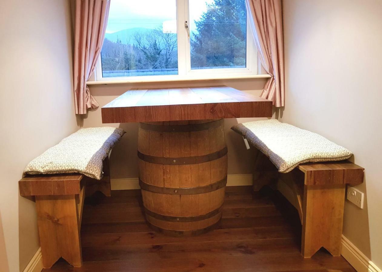 Ethan House Holiday Suites Killarney Bagian luar foto